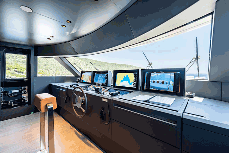 Custom Line Navetta 30